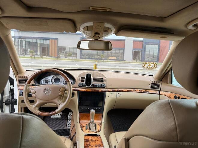 Mercedes E 350 4MATIC-6