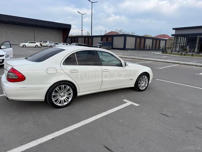 Mercedes E 350 4MATIC-5