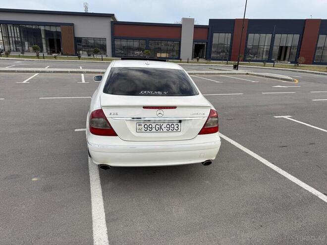 Mercedes E 350 4MATIC-10