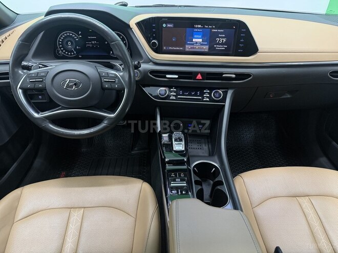 Hyundai Sonata-8