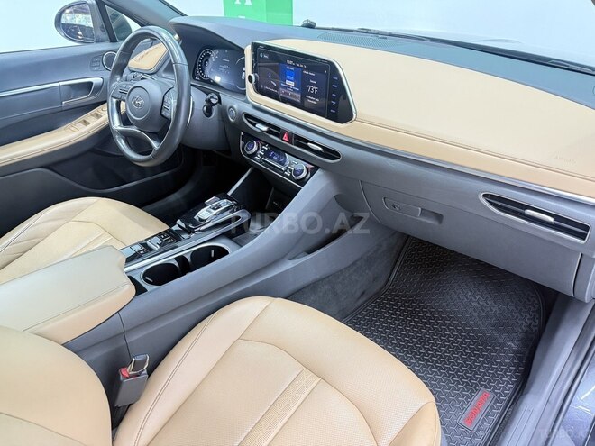 Hyundai Sonata-9