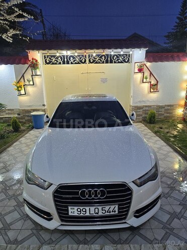 Audi A6-1