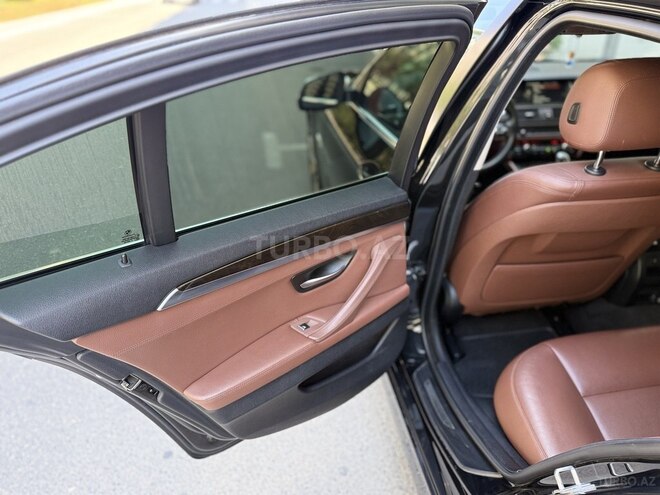 BMW 528-21