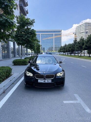 BMW 528-2
