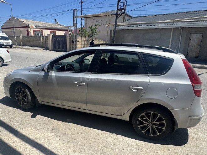 Hyundai i30-2
