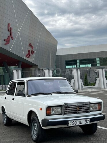 LADA (VAZ) 2107-1