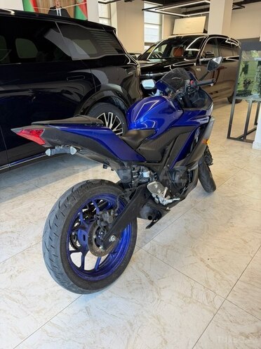 Yamaha YZF-R3-2
