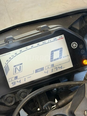Yamaha YZF-R3-3