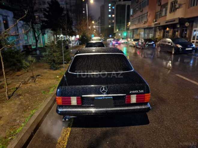 Mercedes 280 SE-5