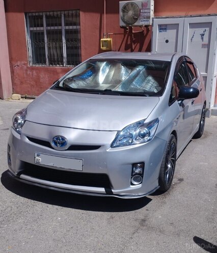 Toyota Prius-1