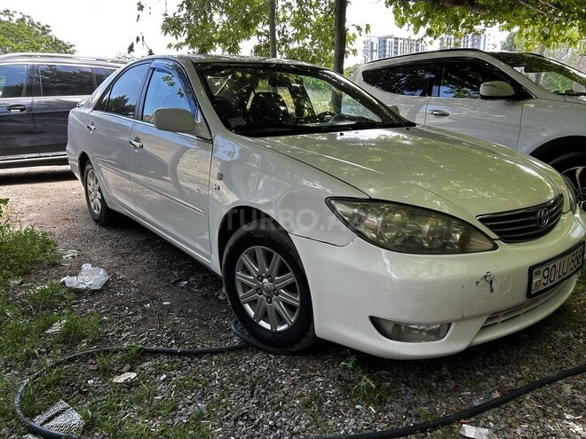 Toyota Camry-1