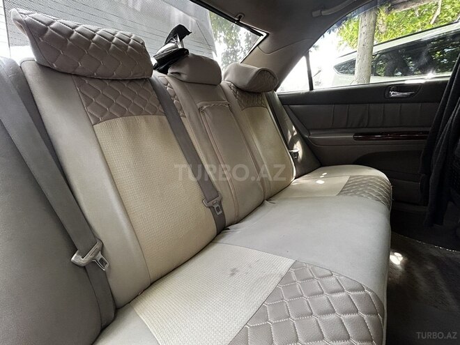 Toyota Camry-11