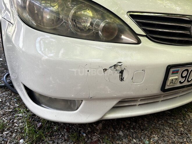 Toyota Camry-5
