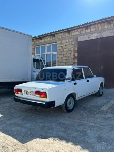 LADA (VAZ) 2107-2