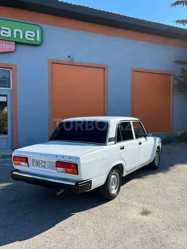 LADA (VAZ) 2107-4