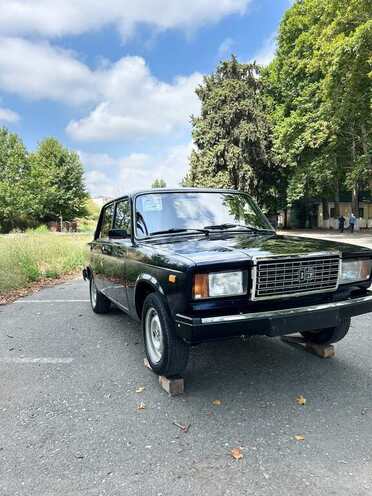 LADA (VAZ) 2107-4