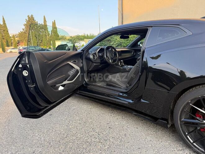 Chevrolet Camaro-6