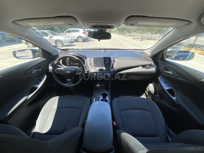 Chevrolet Malibu-14