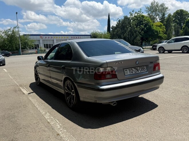 BMW 523-7