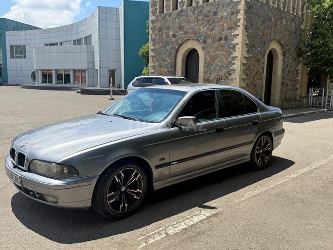 BMW 523-10