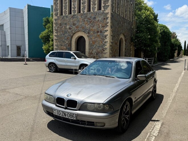 BMW 523-9