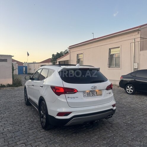 Hyundai Santa Fe-21