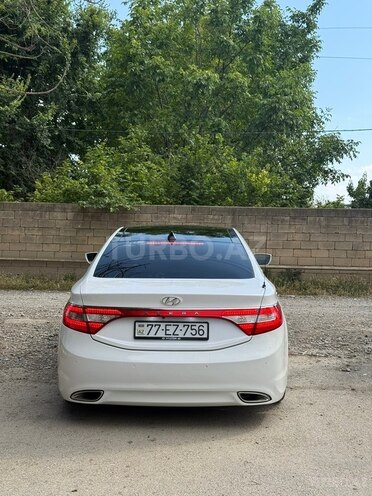 Hyundai Azera-3
