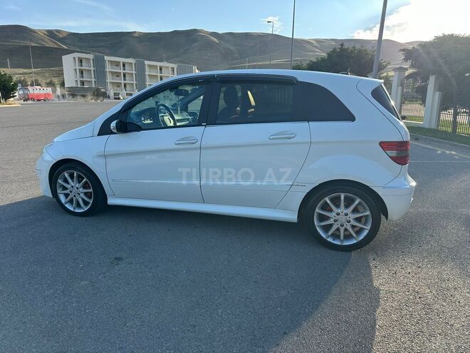 Mercedes B 170-11