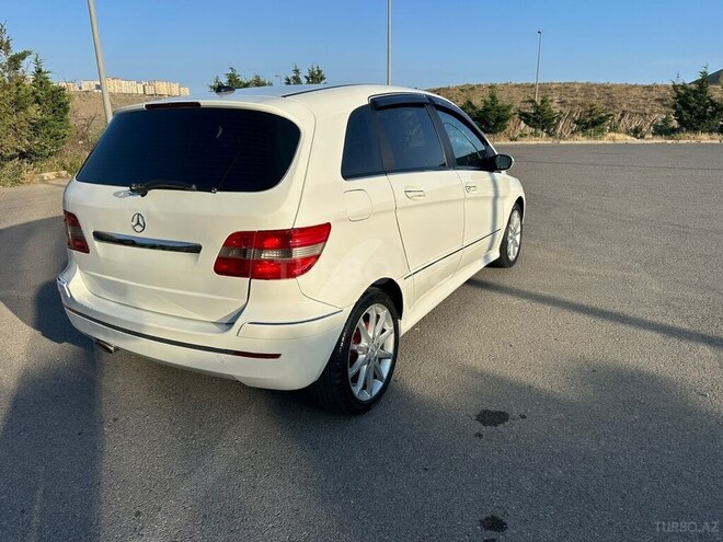 Mercedes B 170-6