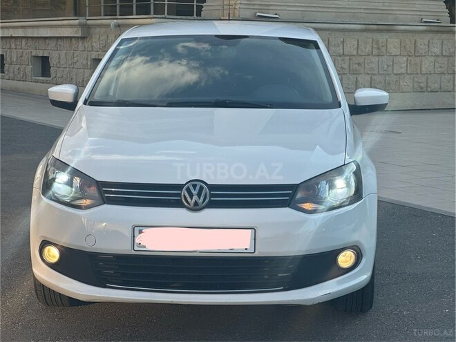 Volkswagen Polo-1