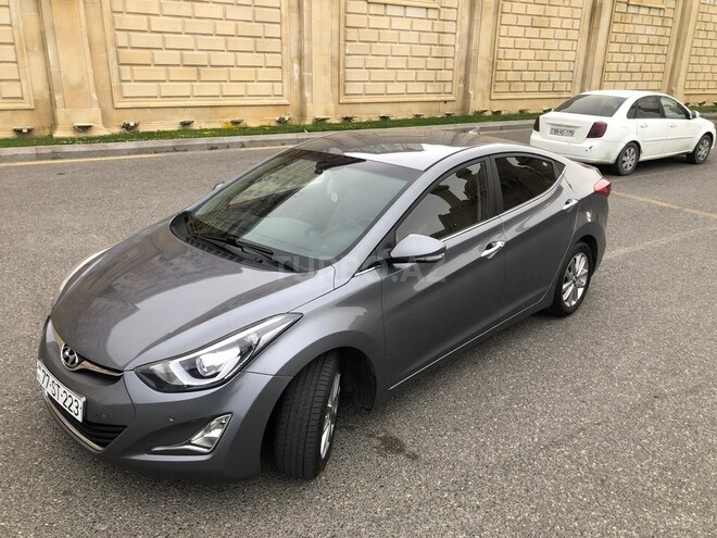 Hyundai Avante-3