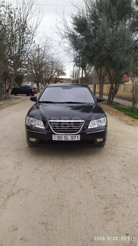 Hyundai Sonata-1