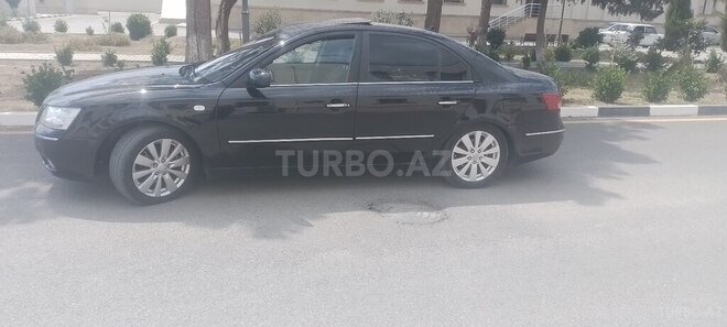 Hyundai Sonata-4