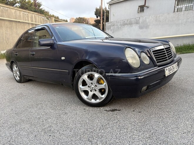 Mercedes E 220-7