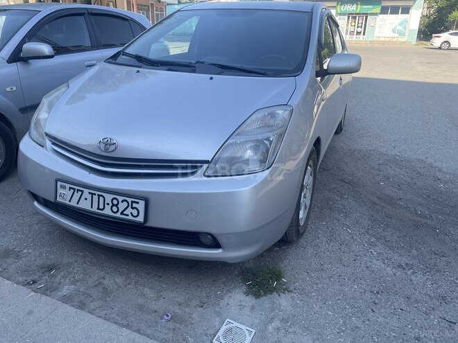 Toyota Prius-2