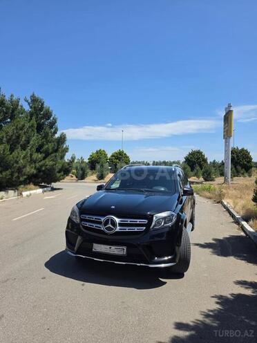 Mercedes GLS 500 4MATIC-1