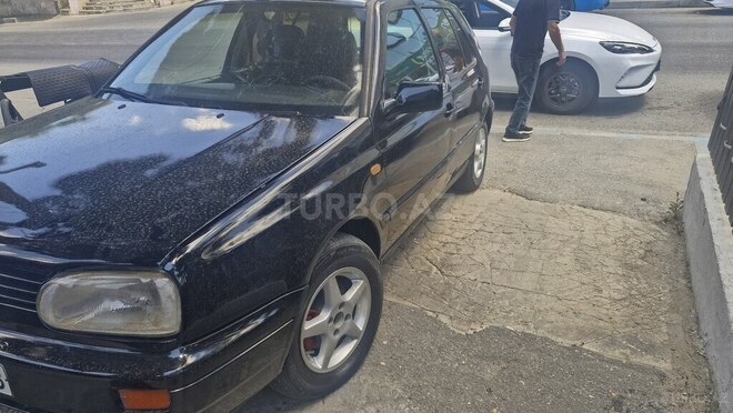 Volkswagen Golf-4