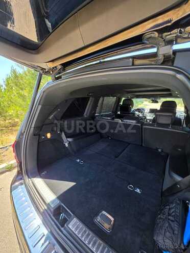 Mercedes GLS 500 4MATIC-9