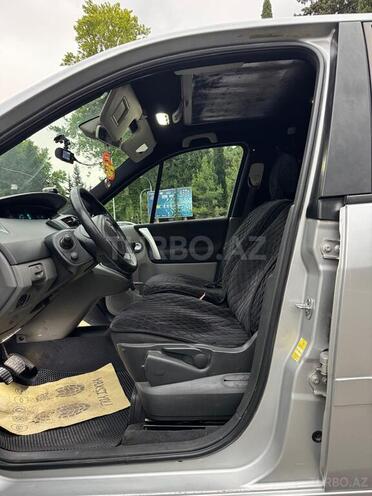 Renault Scenic-4