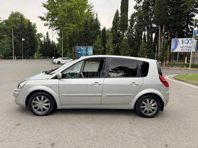 Renault Scenic-9