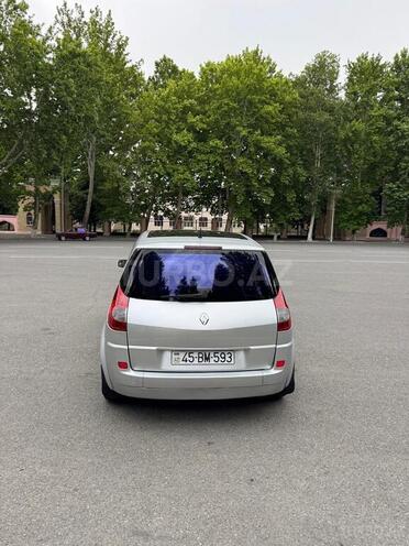 Renault Scenic-7