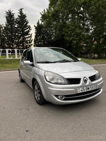 Renault Scenic-11