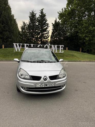 Renault Scenic-1
