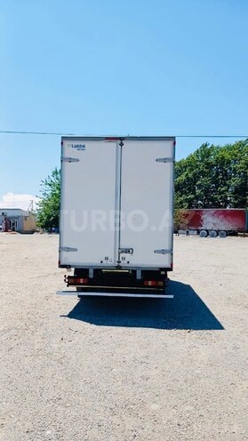 Ford Transit-4