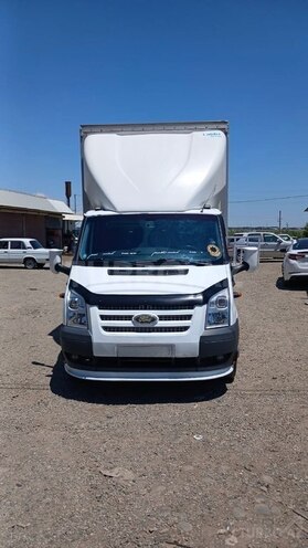 Ford Transit-1