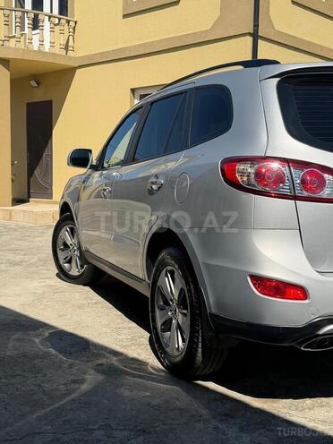 Hyundai Santa Fe-8