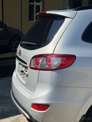 Hyundai Santa Fe-2