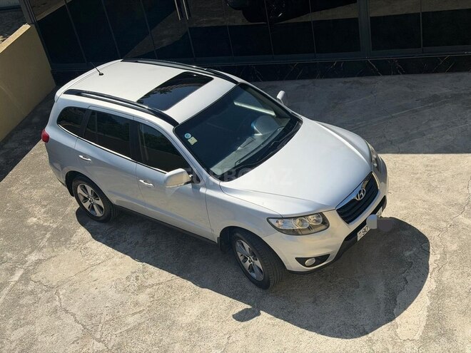 Hyundai Santa Fe-4