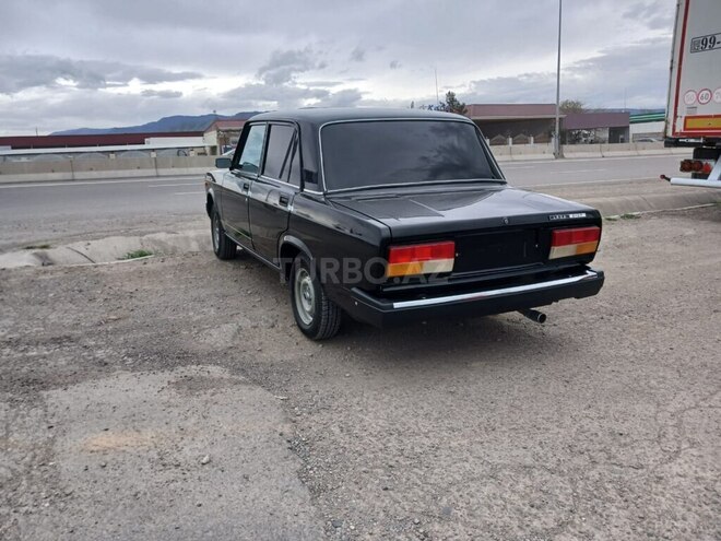 LADA (VAZ) 2107-4