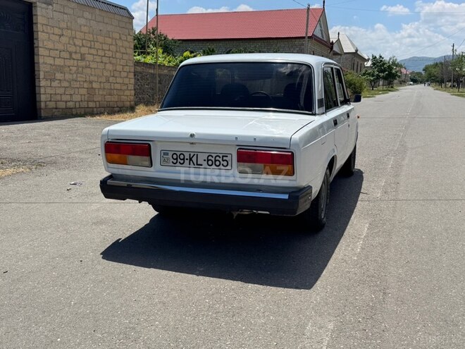 LADA (VAZ) 2107-5